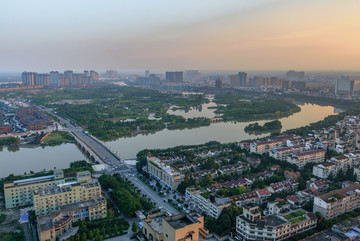 眉山东坡岛湿地城市全景夜景