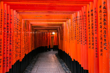 日本京都千本鸟居