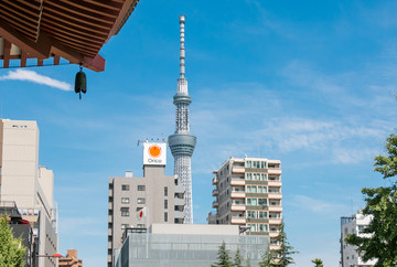 浅草寺看东京晴空塔东京天空树