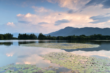 西昌湿地公园晚霞