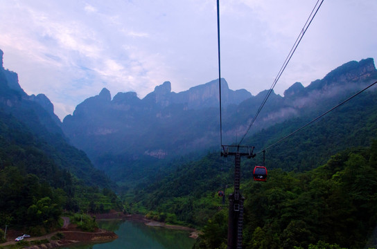 天门山