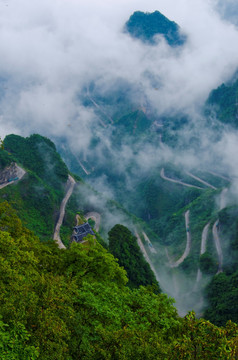 张家界天门山盘山公路