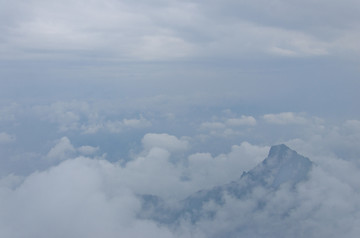 高山云雾