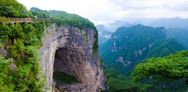 天门山全景图