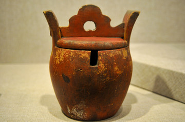 清代红漆木茶桶