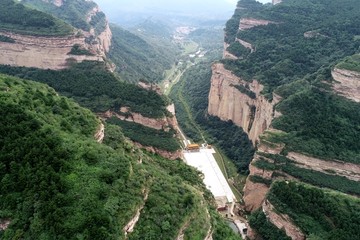 航拍黄崖洞风景区