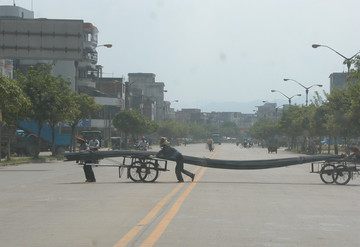 过马路