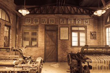近代纺织厂车间