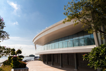 陽臺(tái)