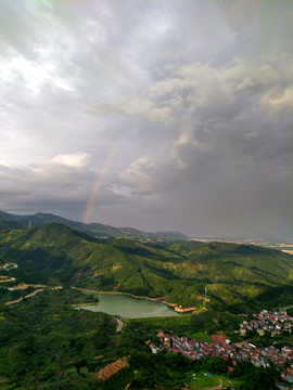 金华尖峰山山下吴水库