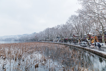 西湖雪景