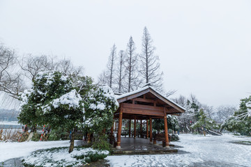 西湖雪景