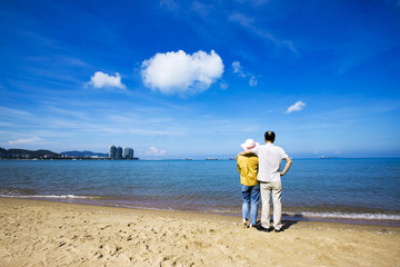 海南三亚湾风光