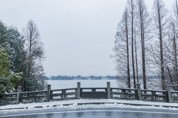 西湖雪景