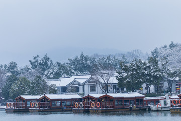 西湖雪景