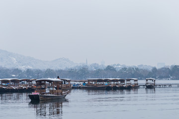 西湖雪景