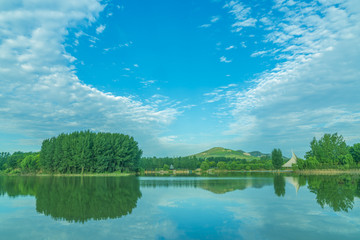 碧水蓝天