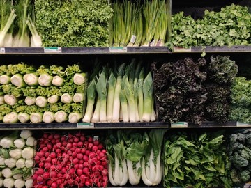 超市货架蔬菜