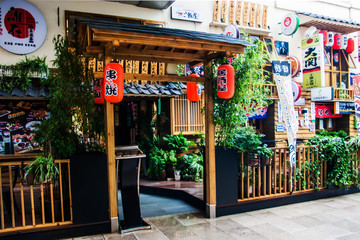 日式餐厅门面