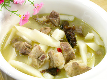 排骨山藥湯