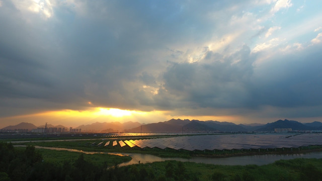 太阳能发电场