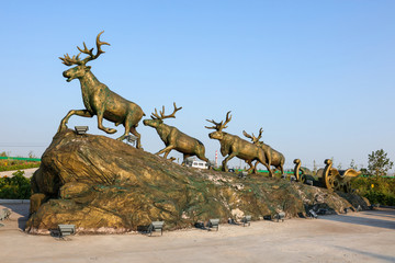 鹿群雕塑
