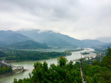 都江堰河流