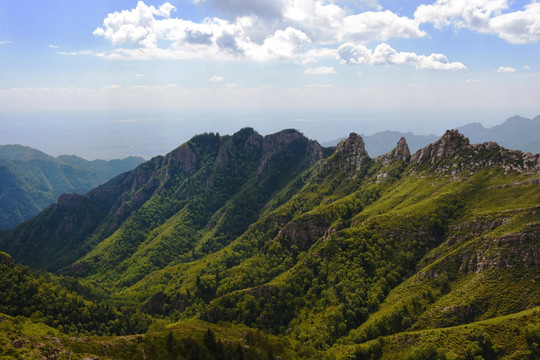 三峰