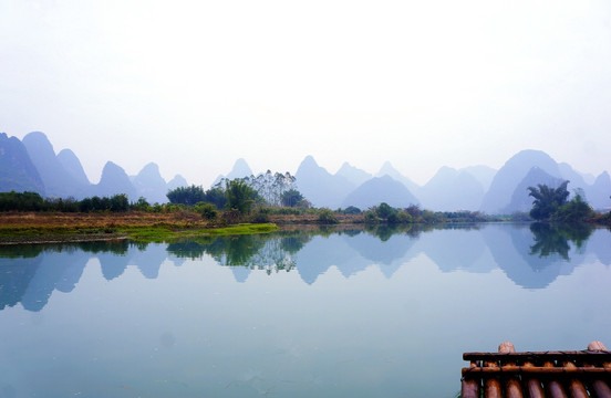 桂林阳朔遇龙河风光桂林山水