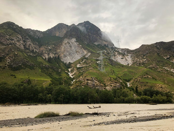 洪水高山独库公路