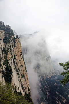 华山山岭