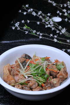 蒸鲅魚