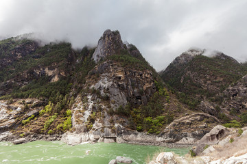 西藏山南原始自然山水风光46