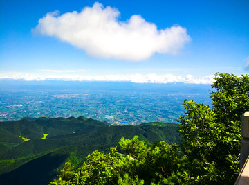 山顶景色