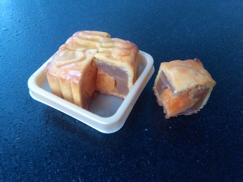 蛋黃月餅