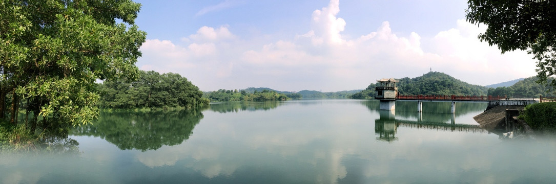 红花湖水坝