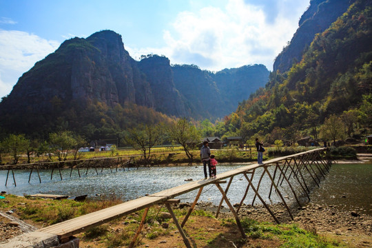 穿岩十九峰