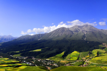 青海祁连卓尔山