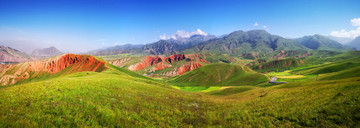 青海祁連卓爾山全景圖