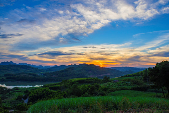 唯美晚霞风景