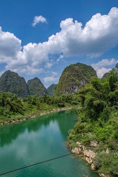 卡斯特山水河流