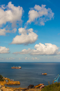 蓝天白云大海海岛