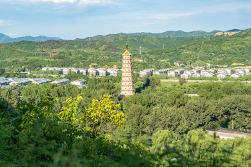 避暑山庄永佑寺舍利塔