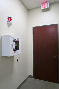 自动体外除颤器AED
