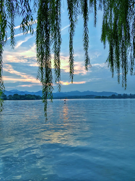 杭州西湖暮色