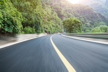 山区公路路面