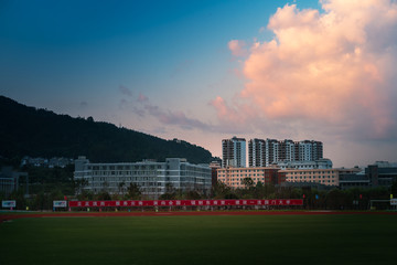 滇西科技师范学院