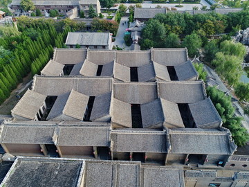 李家大院