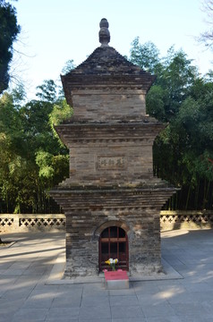 基师塔