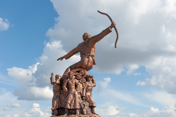 呼伦贝尔蒙古族雕塑